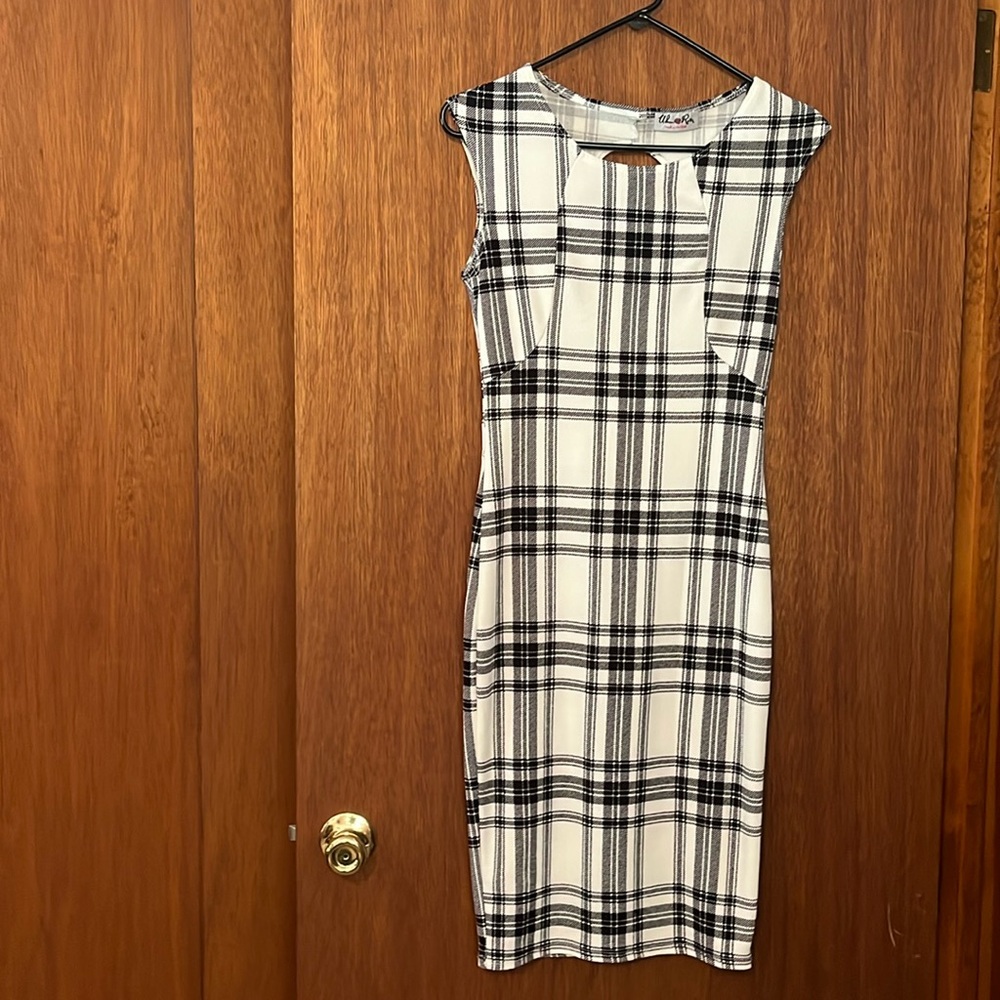Pull over sleeveless dress
